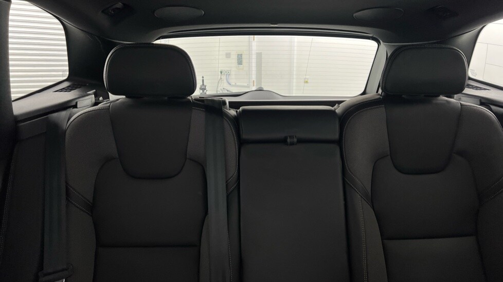 Used Volvo XC60 2022 for sale - 76096073: Photo 36