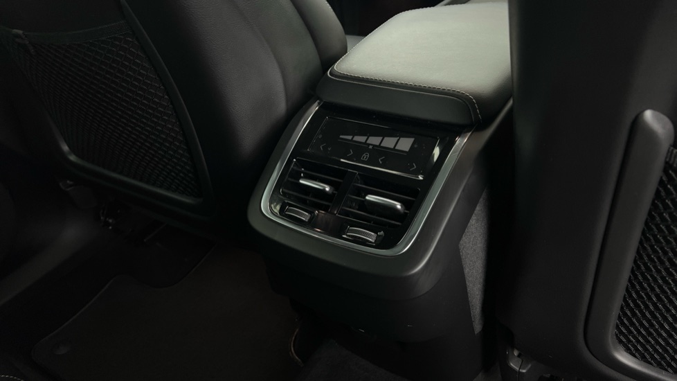Used Volvo XC60 2022 for sale - 76096073: Photo 40