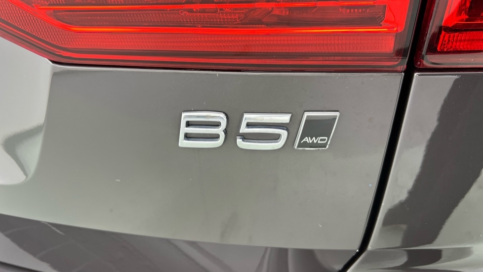 Used Volvo XC60 2022 for sale - 76096073: Photo 52