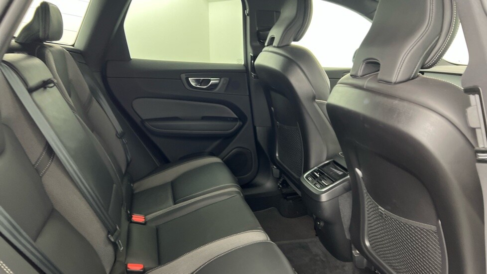 Used Volvo XC60 2022 for sale - 76096073: Photo 6