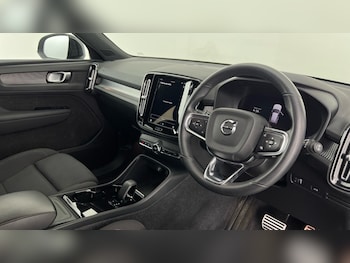 Used Volvo XC40 2021 for sale - 77151511: Photo