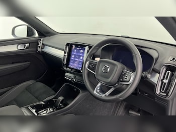 Used Volvo XC40 2025 for sale - 78743111: Photo
