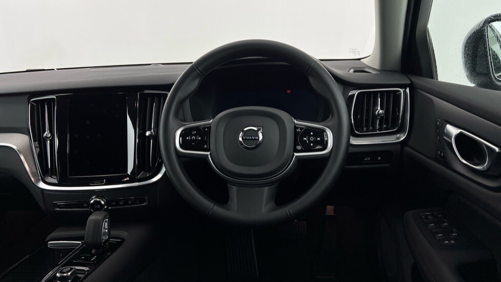 Used Volvo V60 2025 for sale - 75874277: Photo 10