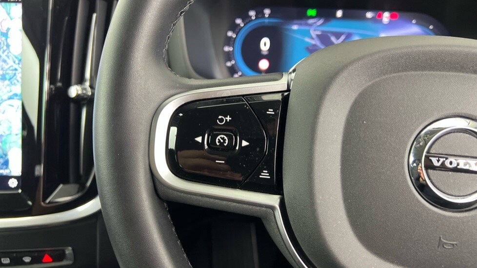 Used Volvo V60 2025 for sale - 75874277: Photo 21