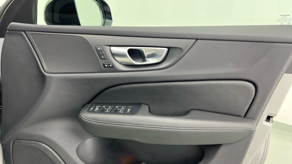Used Volvo V60 2025 for sale - 75874277: Photo 29