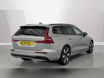 Used Volvo V60 2025 for sale - 75874277: Photo