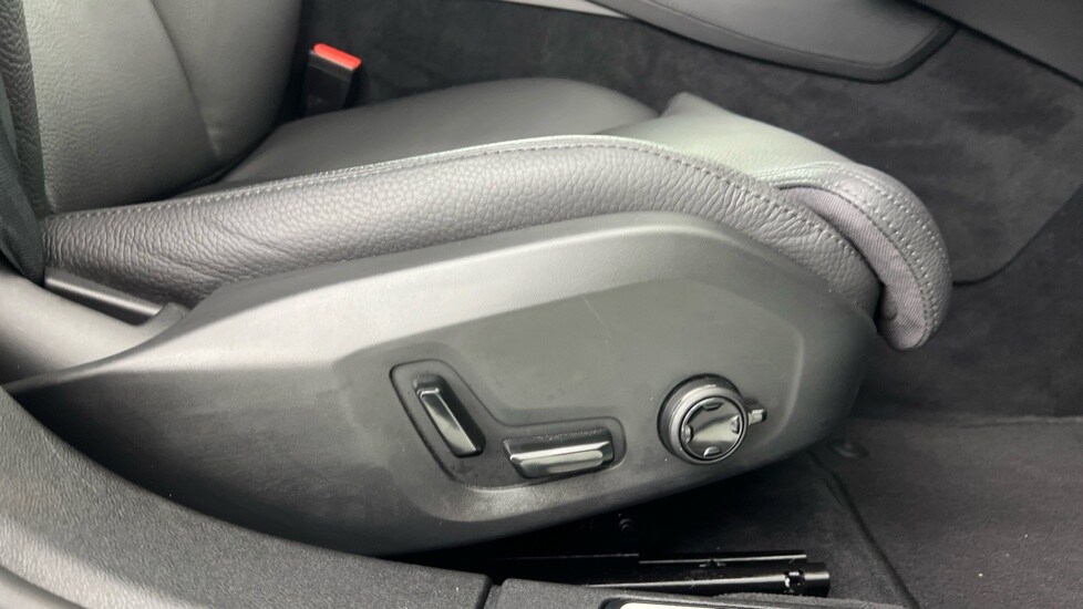 Used Volvo V60 2025 for sale - 75874277: Photo 30