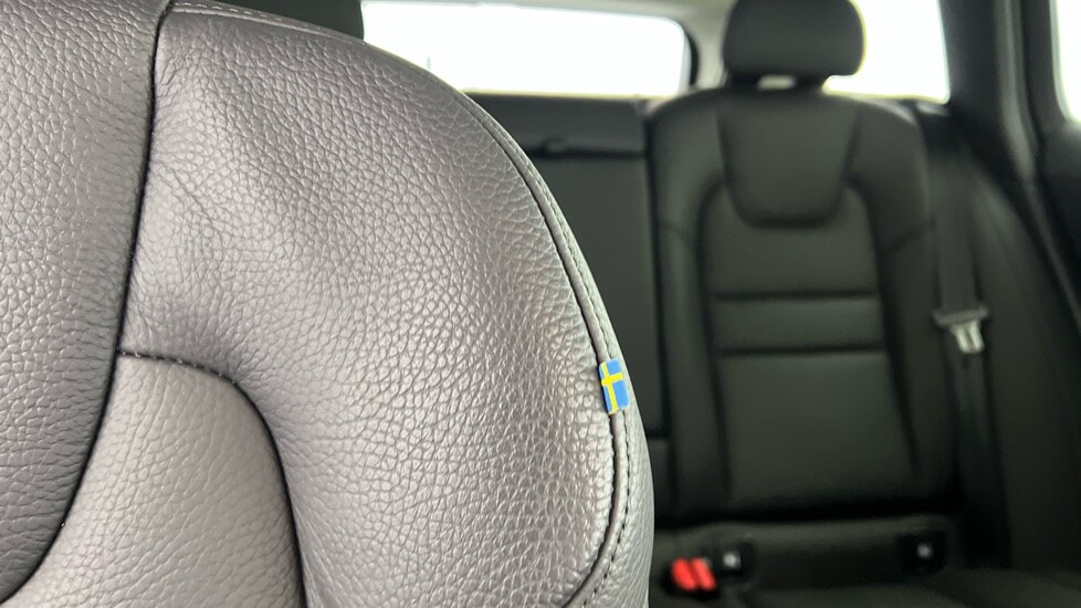 Used Volvo V60 2025 for sale - 75874277: Photo 37