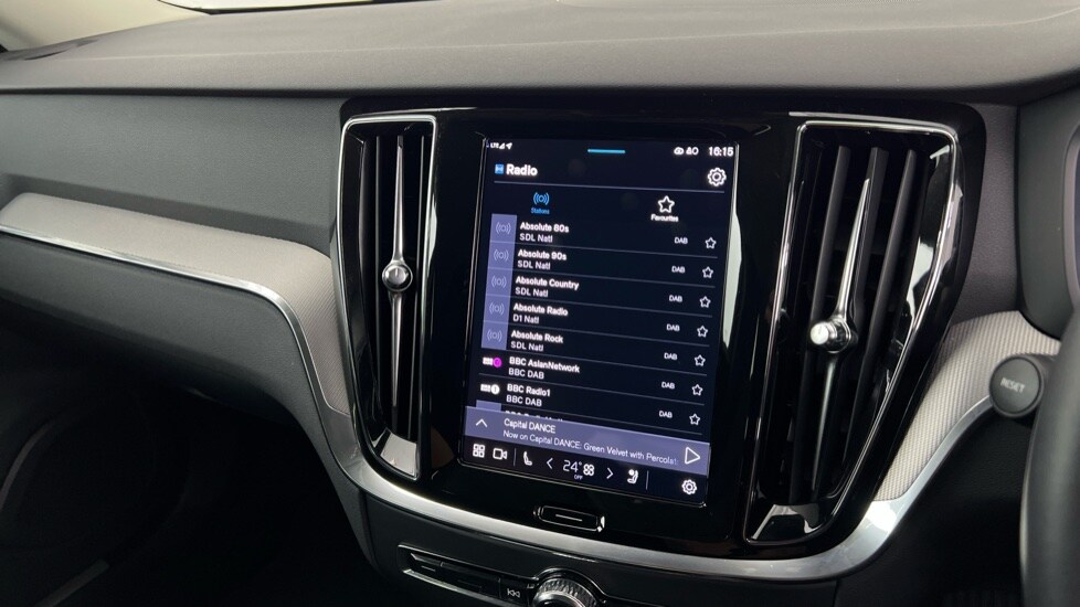 Used Volvo V60 2025 for sale - 75874277: Photo 44