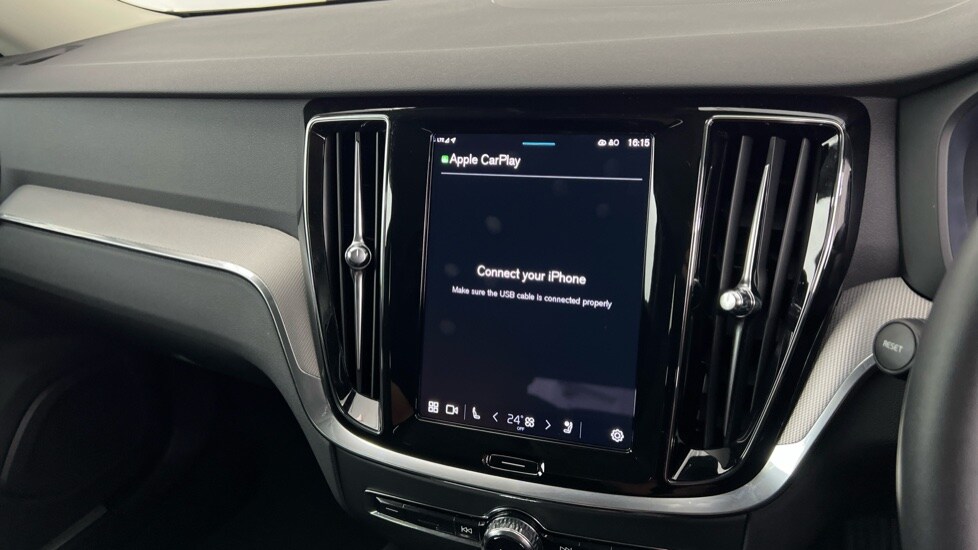 Used Volvo V60 2025 for sale - 75874277: Photo 46