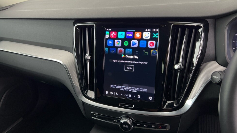 Used Volvo V60 2025 for sale - 75874277: Photo 48