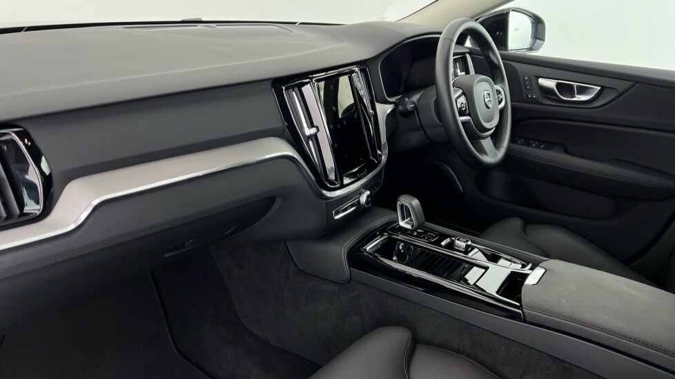 Used Volvo V60 2025 for sale - 75874277: Photo 56
