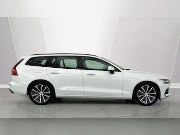 Used Volvo V60 2022 for sale - 78773655: Photo