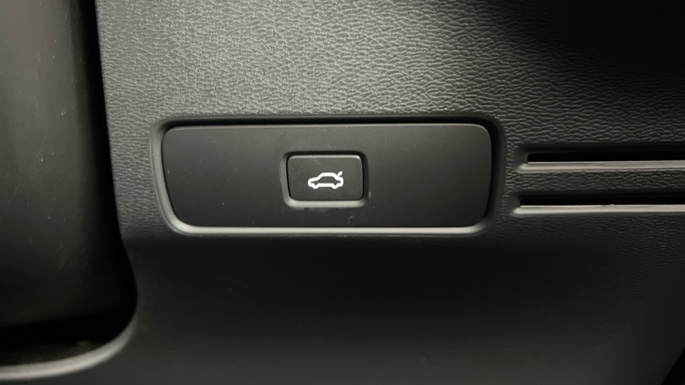 Used Volvo C40 2023 for sale - 77413784: Photo 52