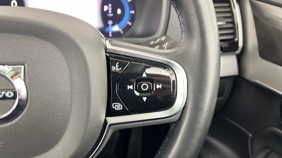 Used Volvo XC90 2023 for sale - 77982979: Photo 22