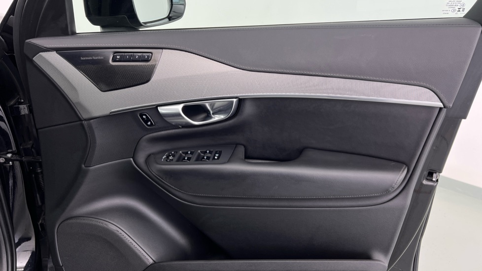 Used Volvo XC90 2023 for sale - 77982979: Photo 29