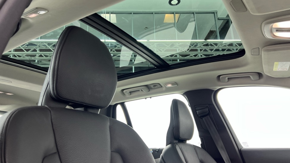 Used Volvo XC90 2023 for sale - 77982979: Photo 31