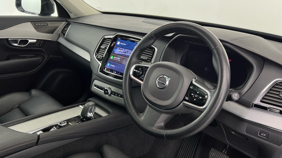 Used Volvo XC90 2023 for sale - 77982979: Photo 4