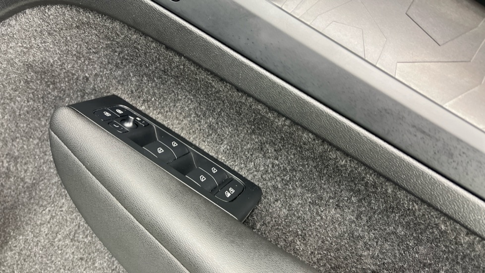 Used Volvo C40 2022 for sale - 77055619: Photo 24