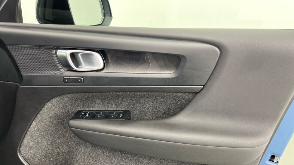 Used Volvo C40 2022 for sale - 77055619: Photo 28