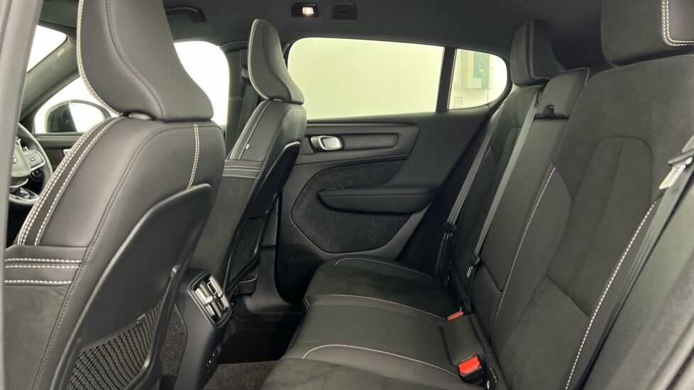 Used Volvo C40 2022 for sale - 77055619: Photo 32