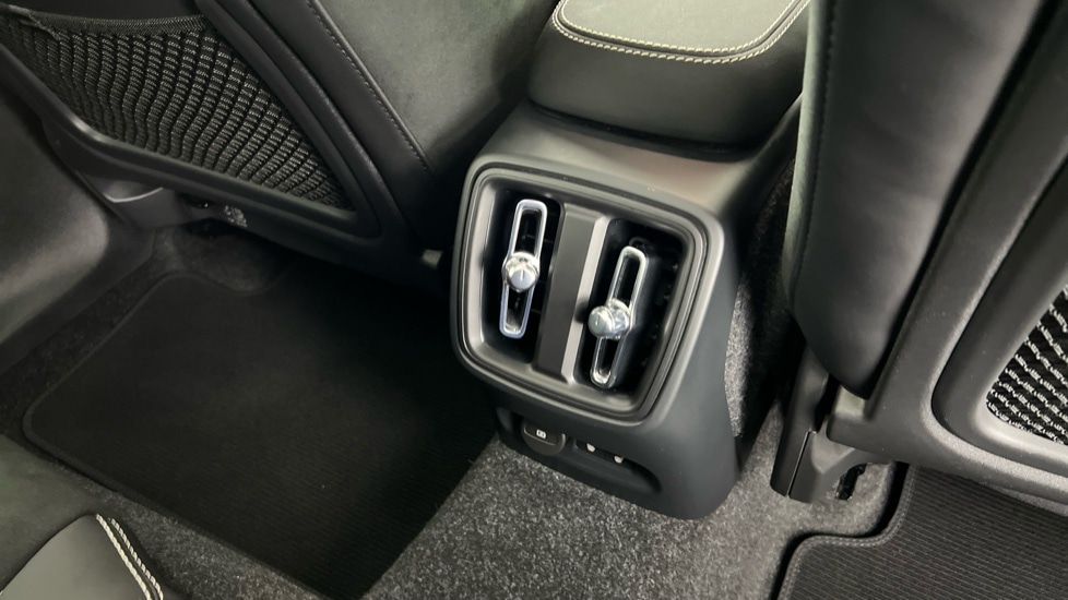 Used Volvo C40 2022 for sale - 77055619: Photo 39