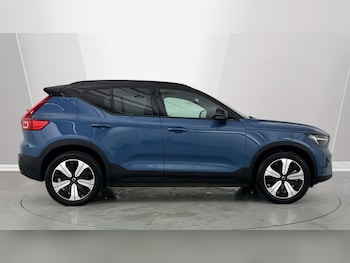 Used Volvo XC40 2022 for sale - 77300482: Photo