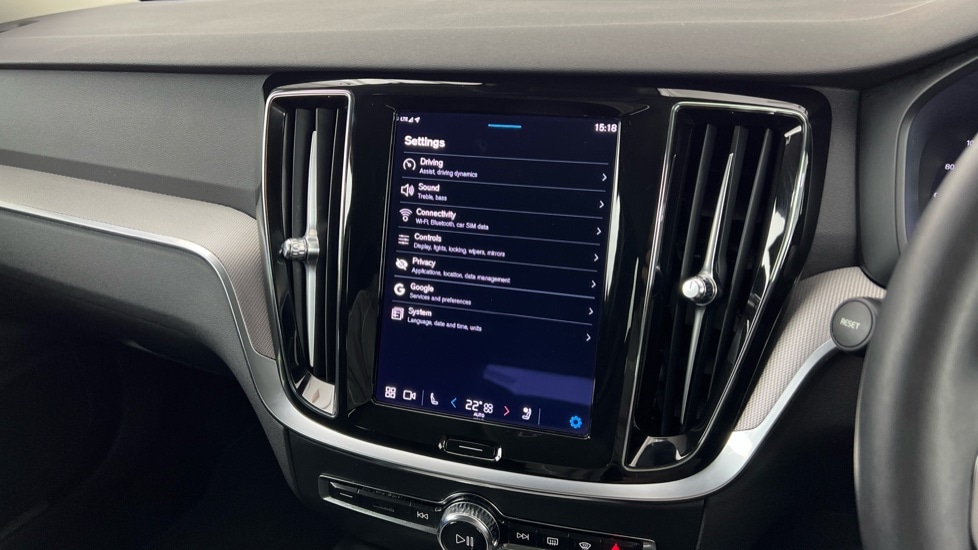 Used Volvo V60 2023 for sale - 76556837: Photo 17