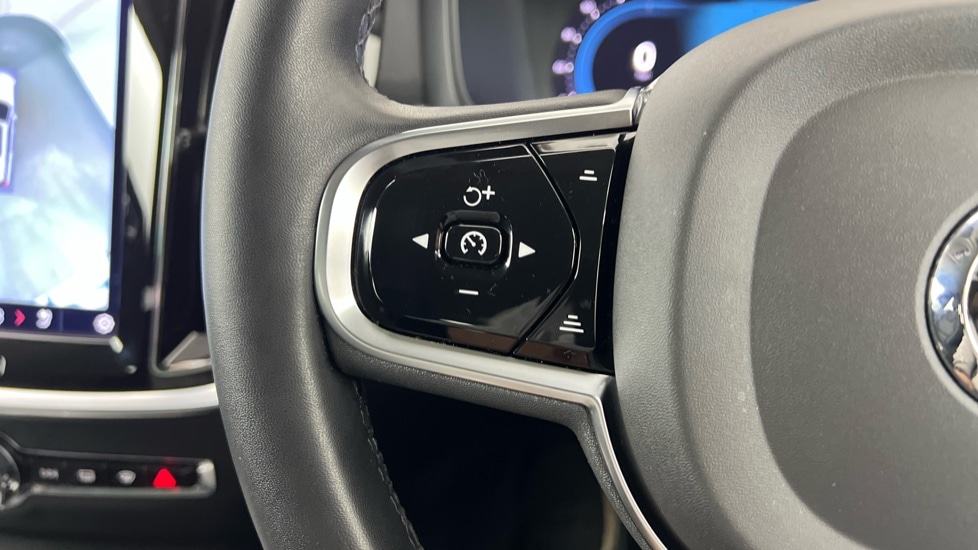 Used Volvo V60 2023 for sale - 76556837: Photo 21