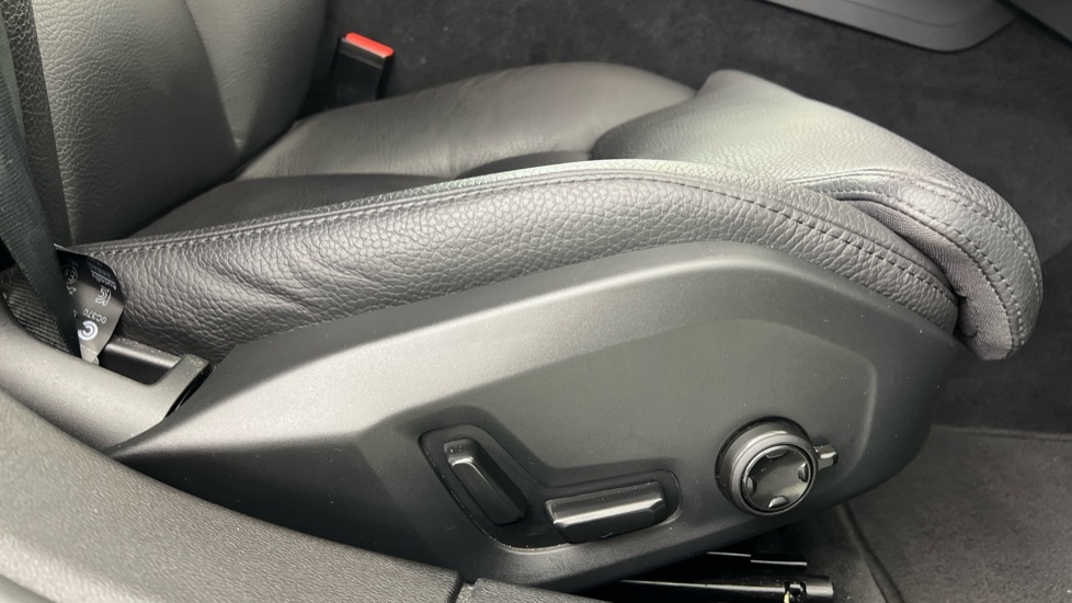 Used Volvo V60 2023 for sale - 76556837: Photo 30