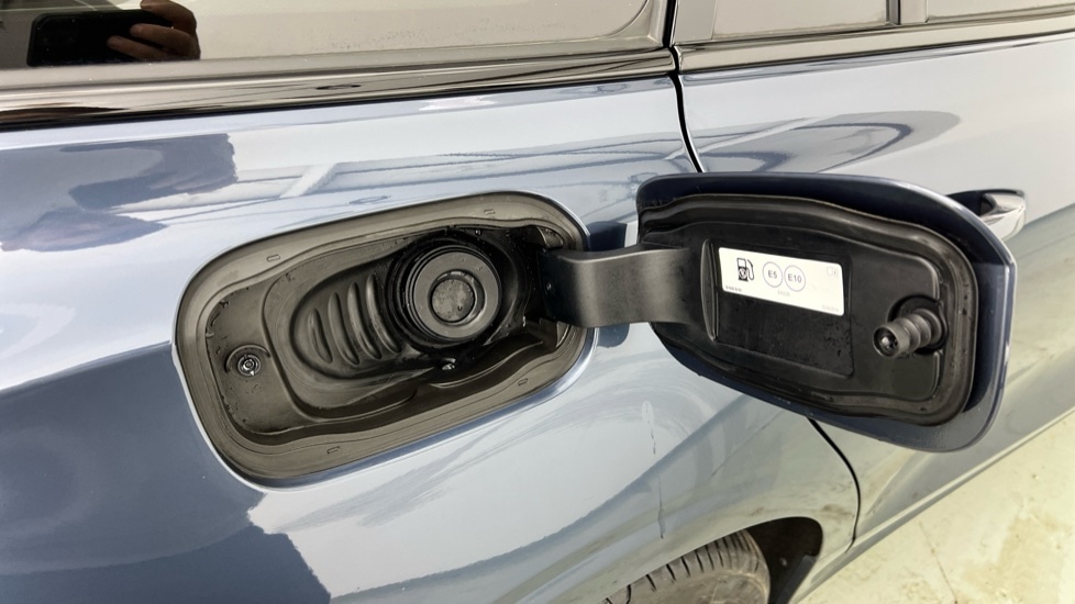 Used Volvo V60 2023 for sale - 76556837: Photo 41