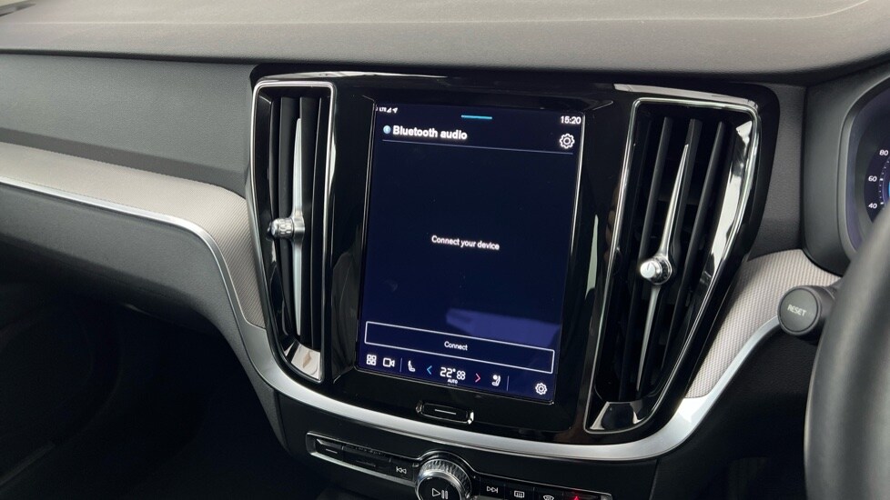 Used Volvo V60 2023 for sale - 76556837: Photo 42