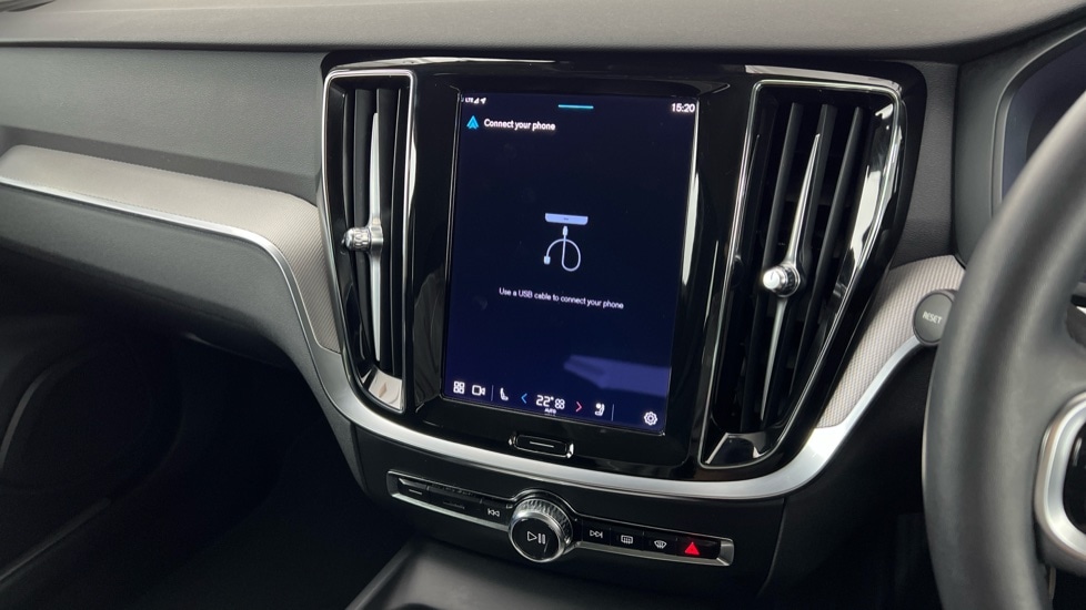 Used Volvo V60 2023 for sale - 76556837: Photo 46