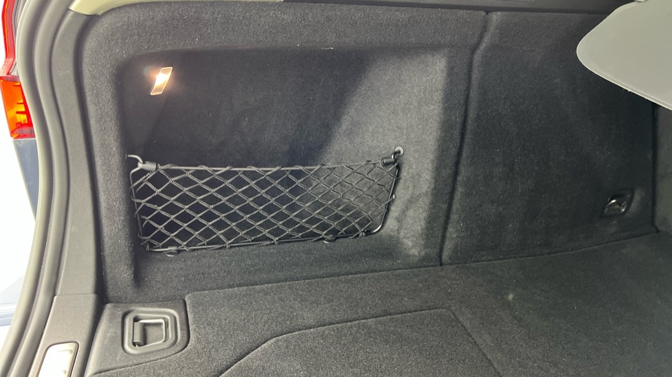 Used Volvo V60 2023 for sale - 76556837: Photo 57