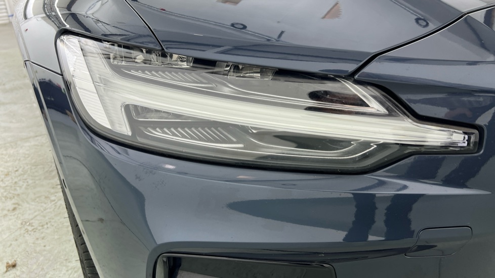 Used Volvo V60 2023 for sale - 76556837: Photo 63