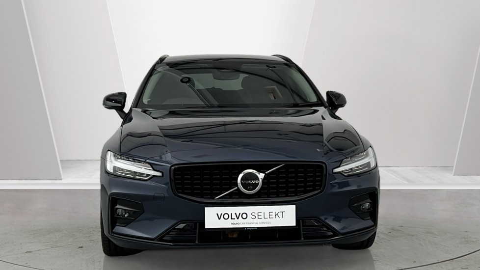 Used Volvo V60 2023 for sale - 76556837: Photo 8