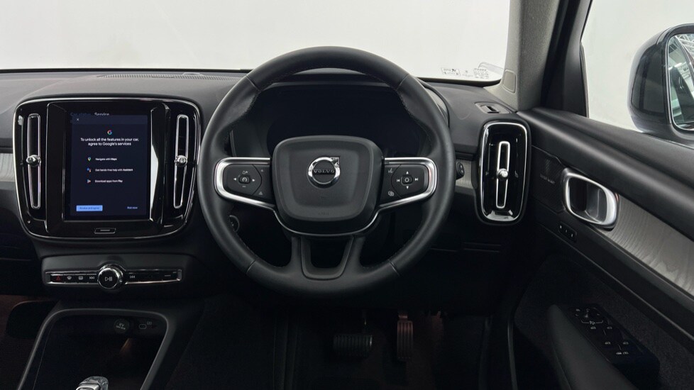 Used Volvo XC40 2024 for sale - 77660363: Photo 10