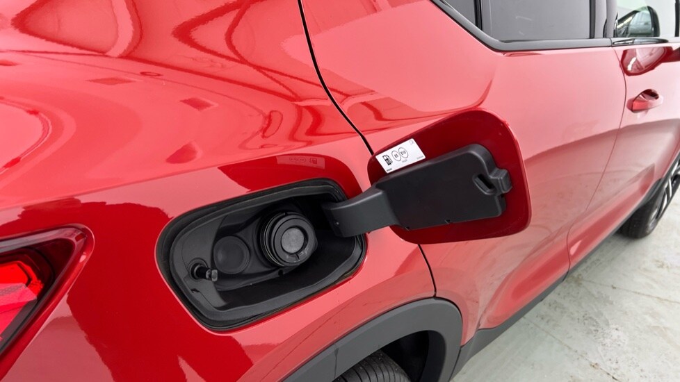 Used Volvo XC40 2024 for sale - 77660363: Photo 16