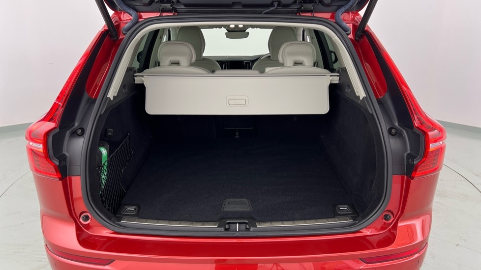 Used Volvo XC60 2023 for sale - 76523666: Photo 13