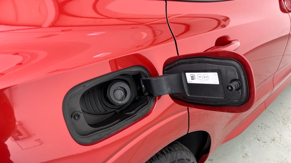 Used Volvo XC60 2023 for sale - 76523666: Photo 16