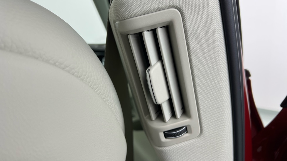 Used Volvo XC60 2023 for sale - 76523666: Photo 38