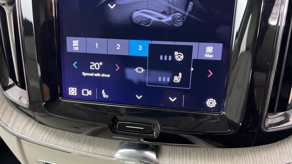 Used Volvo XC60 2023 for sale - 76523666: Photo 47