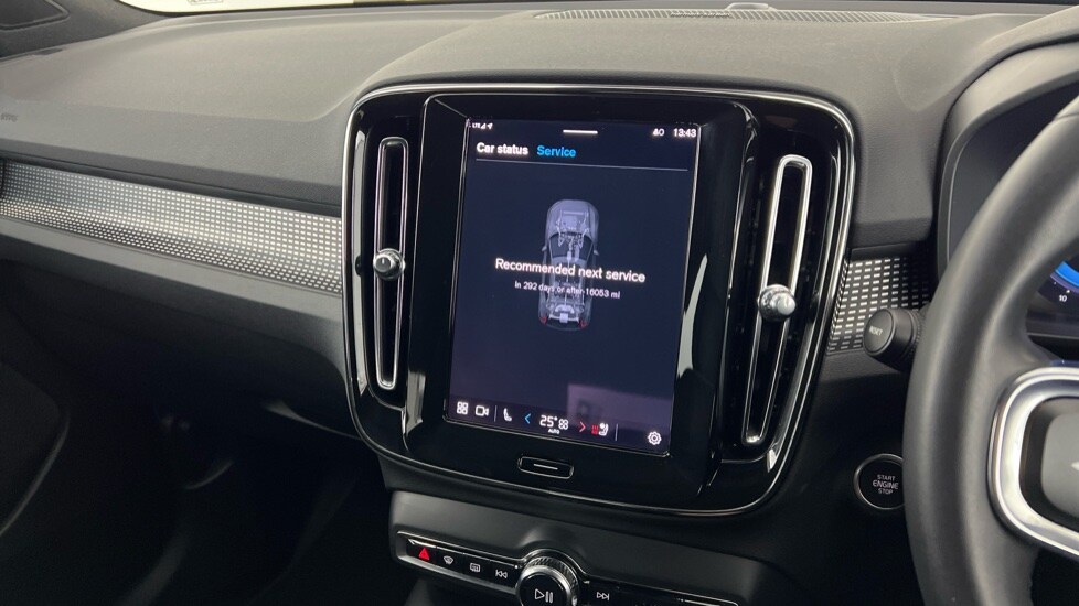 Used Volvo XC40 2024 for sale - 77710920: Photo 15