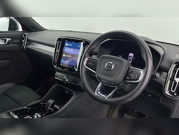 Used Volvo XC40 2024 for sale - 77710920: Photo