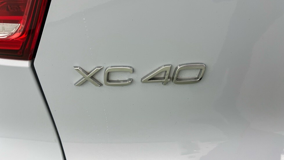 Used Volvo XC40 2024 for sale - 77710920: Photo 57