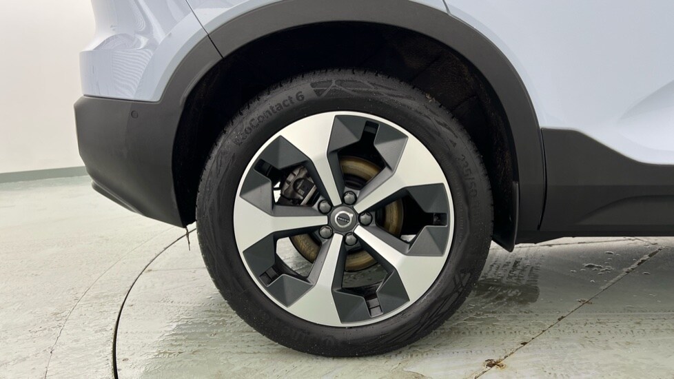 Used Volvo XC40 2024 for sale - 77710920: Photo 9