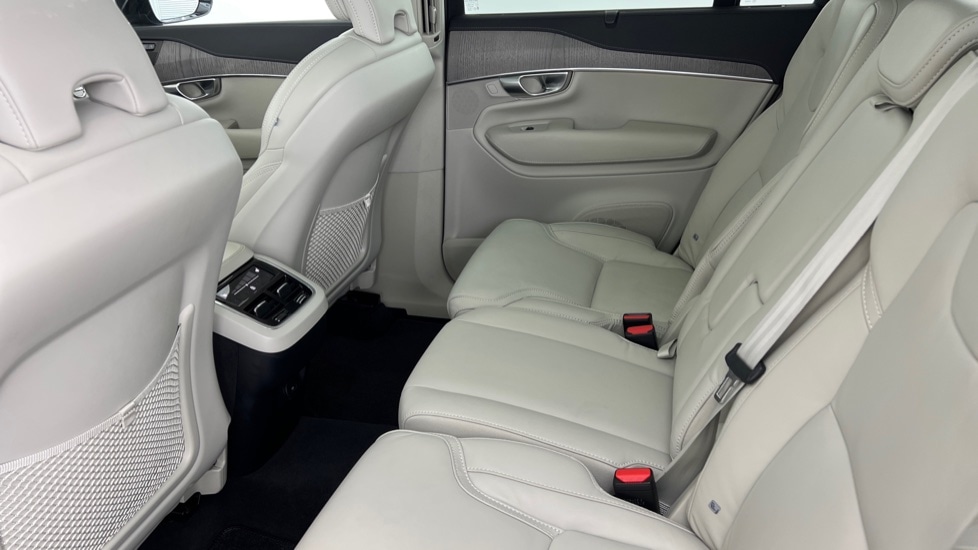 Used Volvo XC90 2023 for sale - 76861688: Photo 10