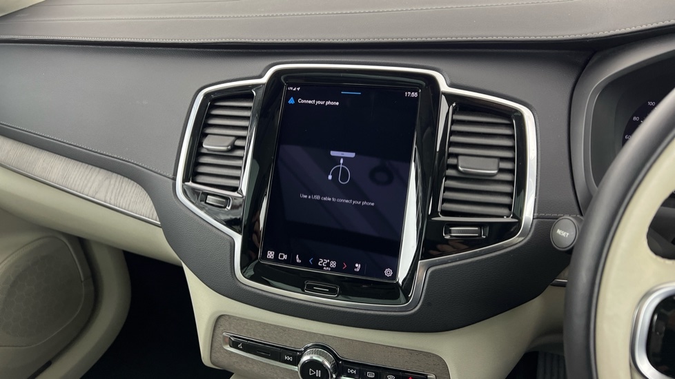 Used Volvo XC90 2023 for sale - 76861688: Photo 46