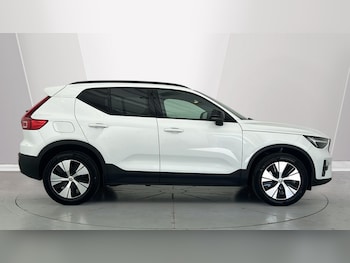 Used Volvo XC40 2023 for sale - 79442117: Photo