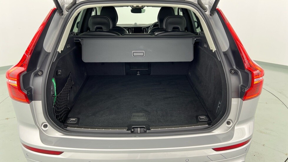 Used Volvo XC60 2023 for sale - 76168788: Photo 13